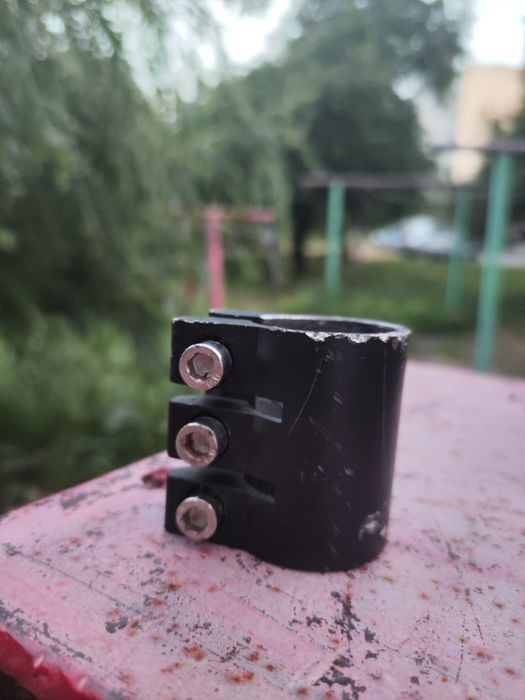 Хомут для руля самоката