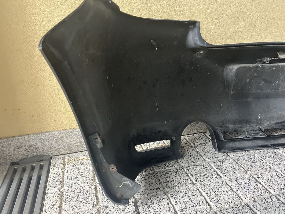 Parachoques traseiro golf 4 r32 original