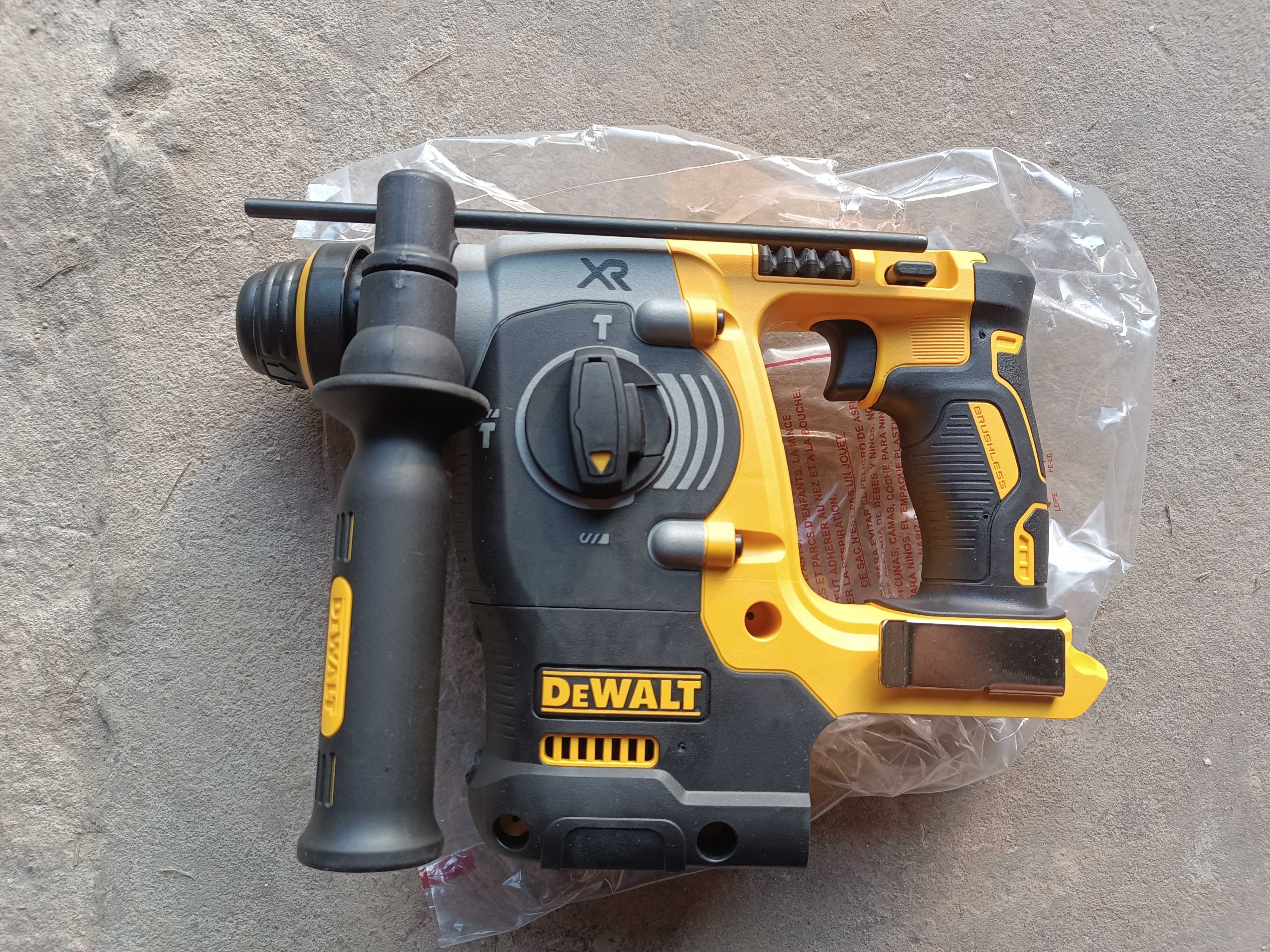 Wiertarka Dewalt DCH273