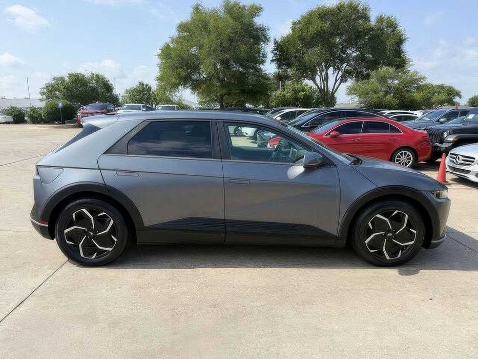 Hyundai Ioniq 5 SEL      2022