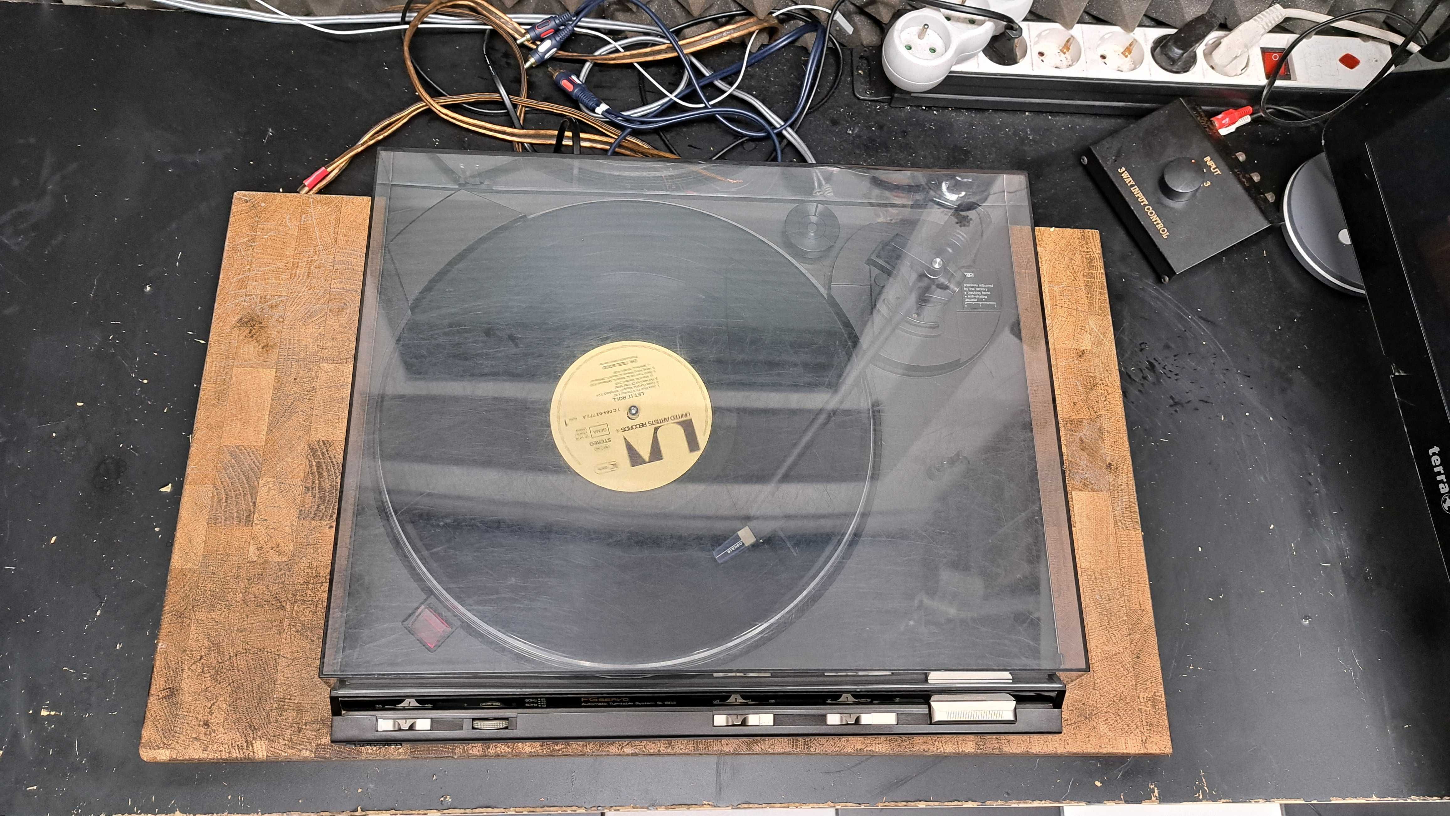 Gramofon Technics SL-BD3
