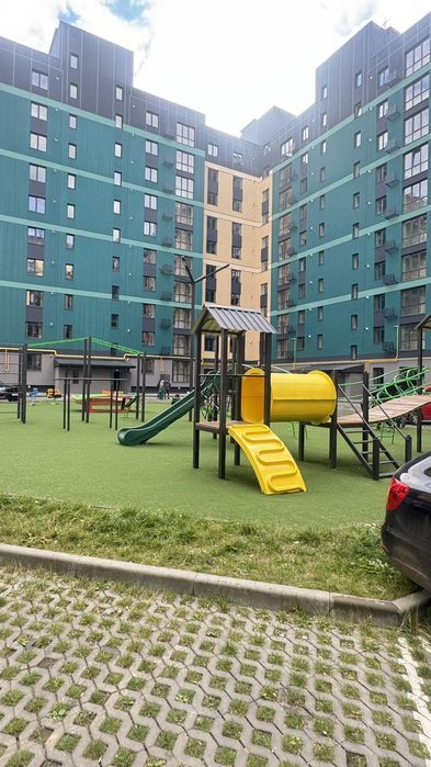 Продаж 3-кімнатної квартири в новобудові