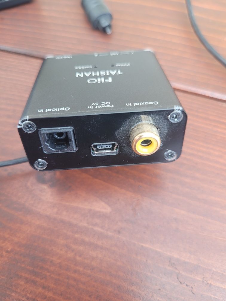 Adapter cyfrowo analogowy FiiO TAISHAN