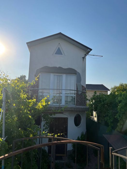 Продам дом с баней и  пирсом в с.Разумовка