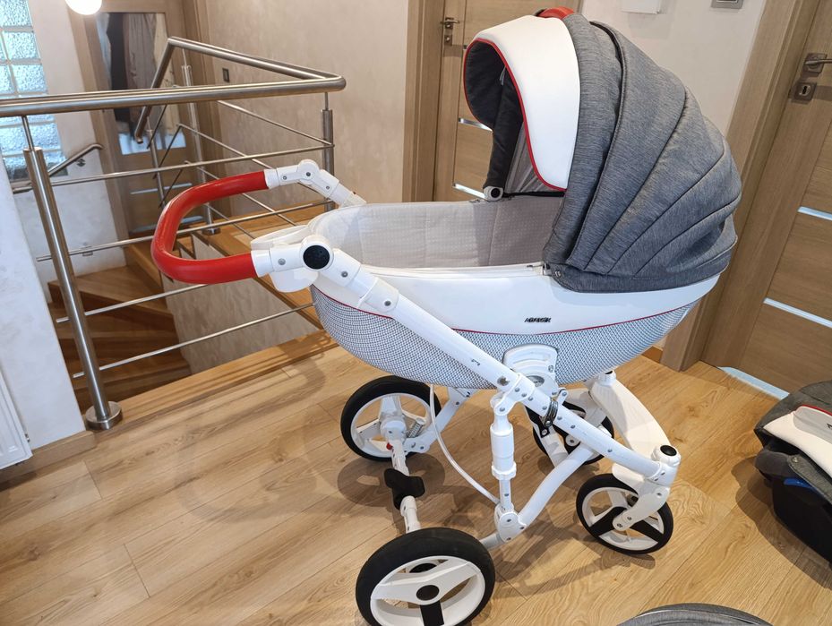 Wózek dziecięcy Adamex Monte Deluxe Carbon 3w1 z Maxi Cosi + adaptery