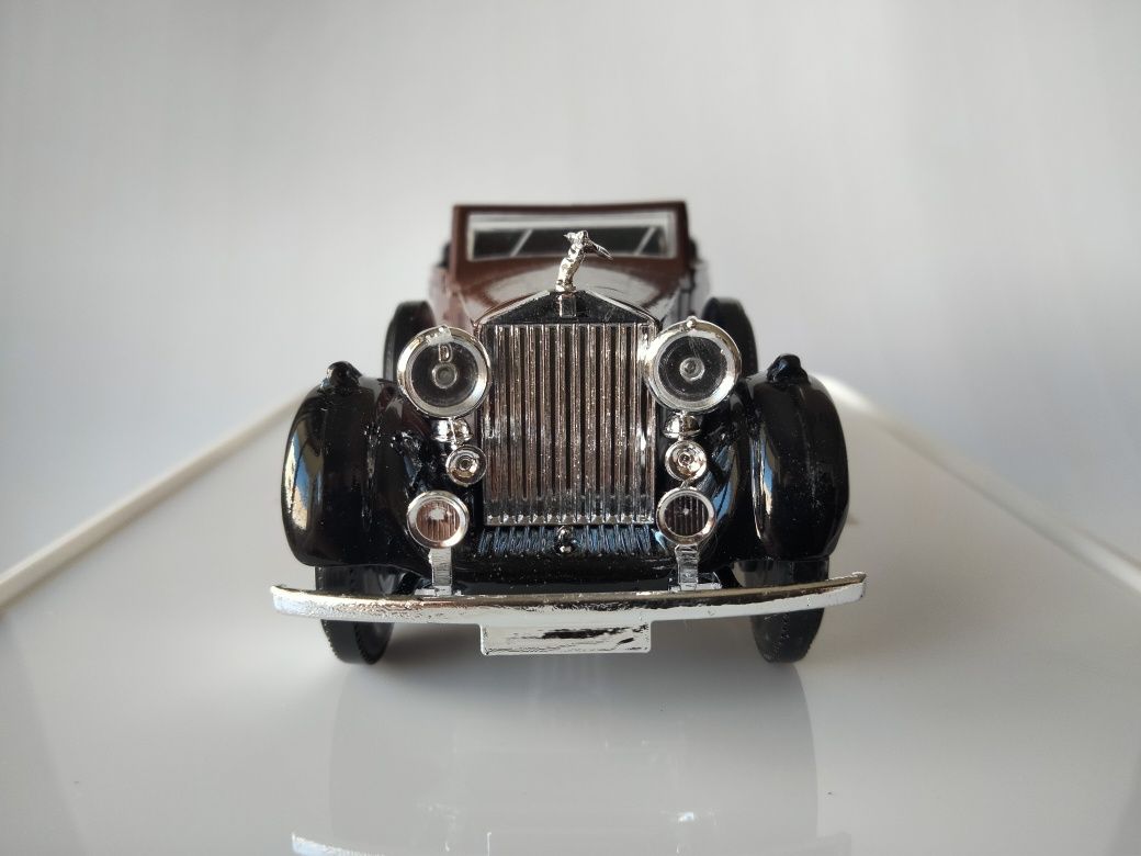 1/43 Rolls-Royce Phantom III Cabriolet - 1939 (Solido)