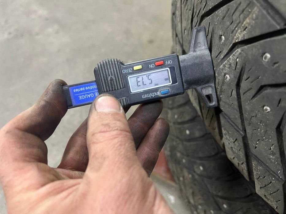 Резина 205 55 16 в гарному стані