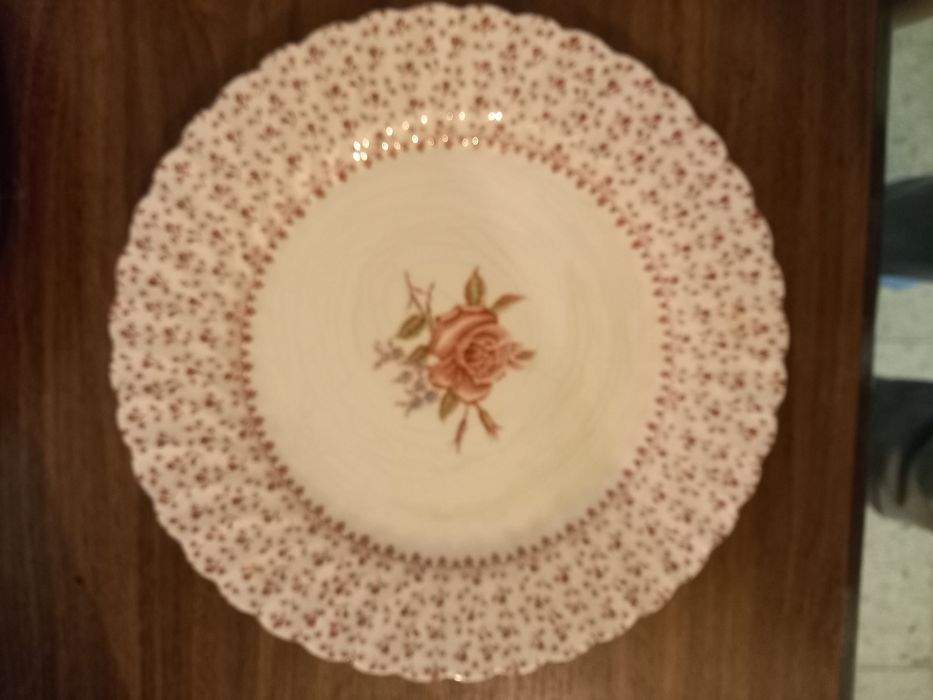 Prato porcelana antigo inglês de colecção