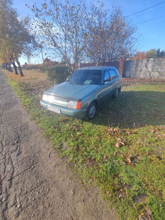 Продам машину Славуту