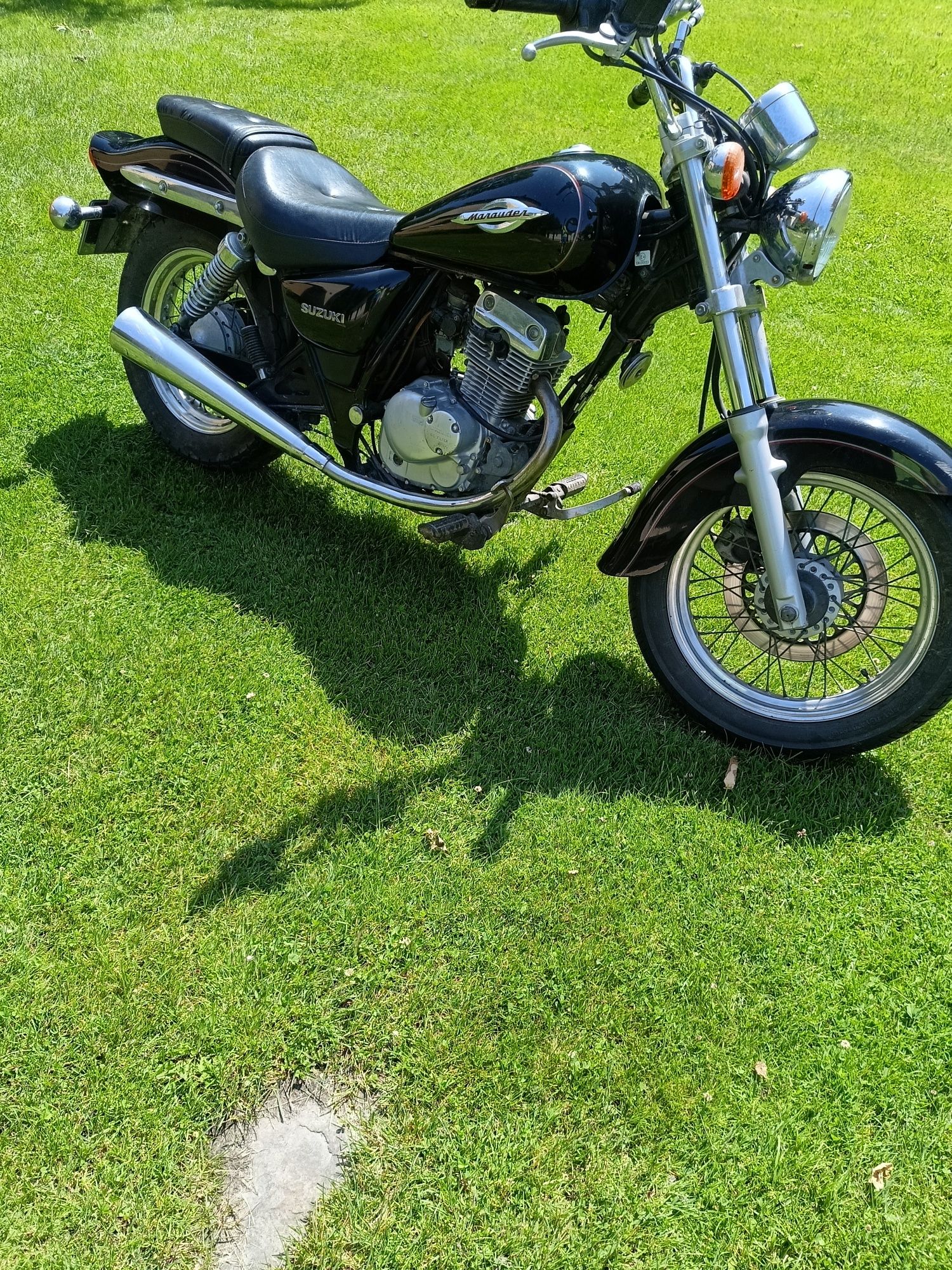 Suzuki GS 124 MARUDER