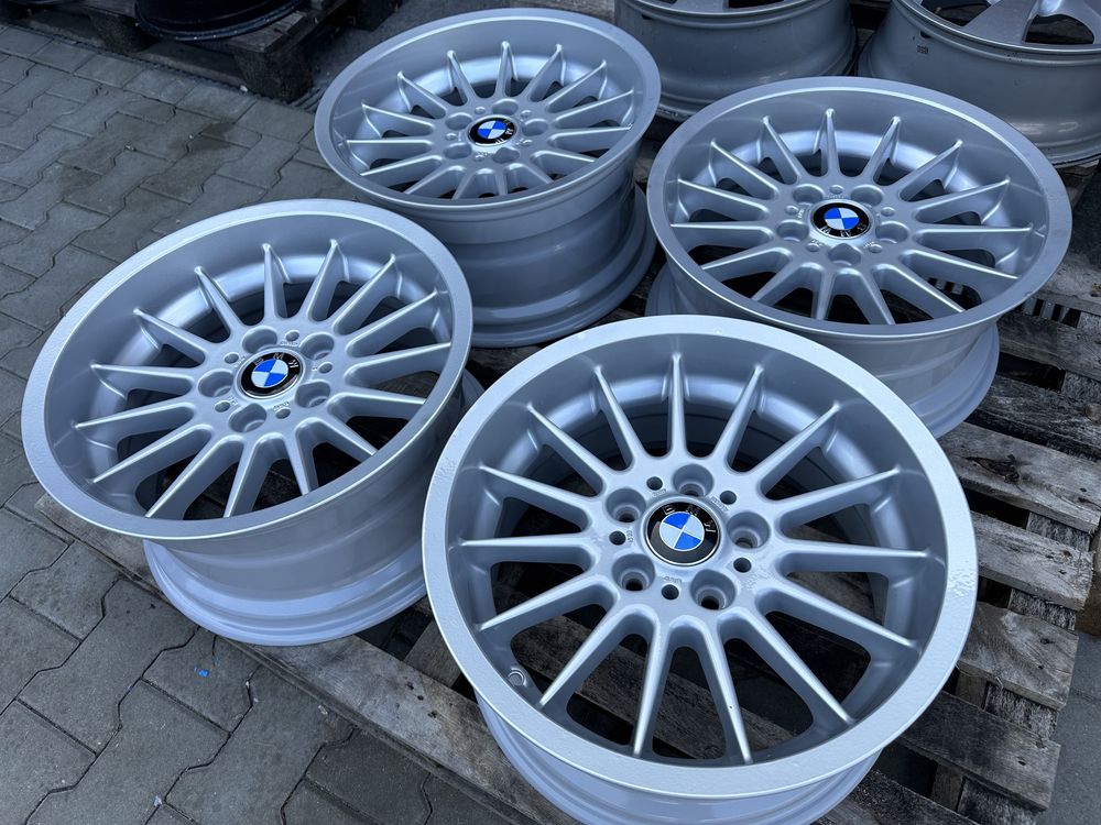 Styling 32 oryginał 17” tyły przody