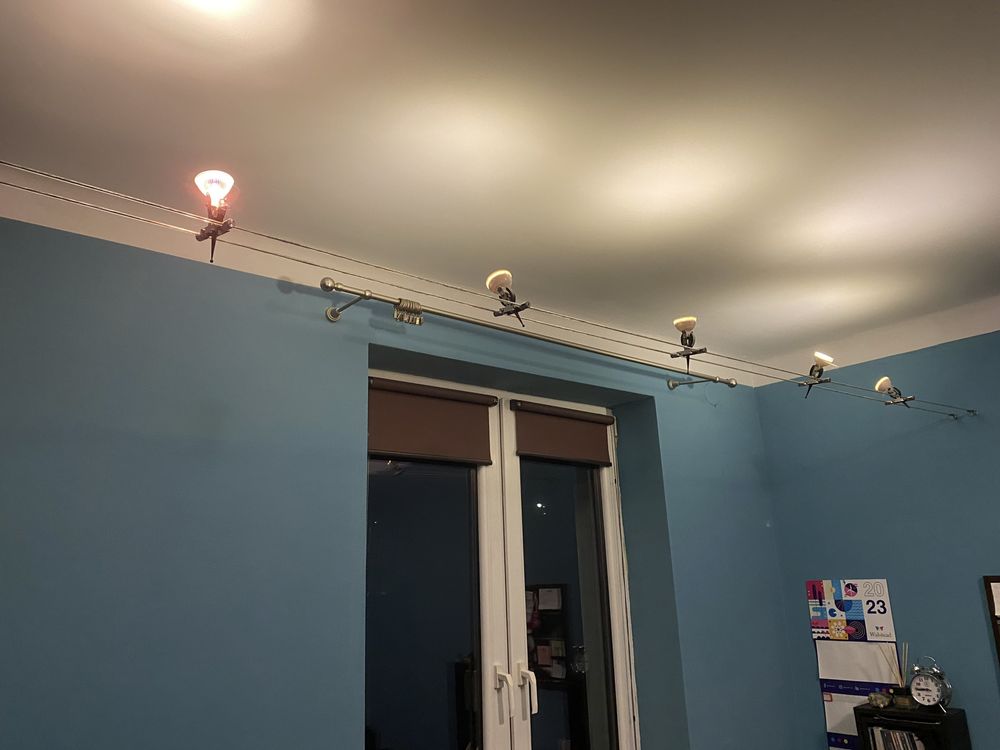 Oświetlenie halogenowe ledowe na linie