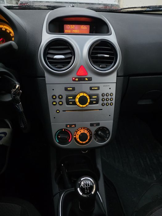 Opel Corsa 1.3CDTi Comercial