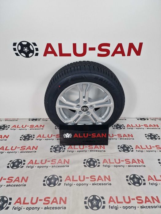 Nowe koła zimowe Toyota 17" 5x114,3 Yaris Cross Camry 215/55R17 Sailun