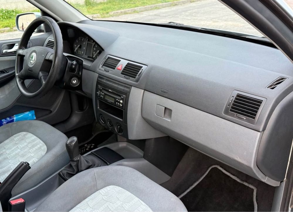 Skoda fabia 1.4mpi distribuição mudada