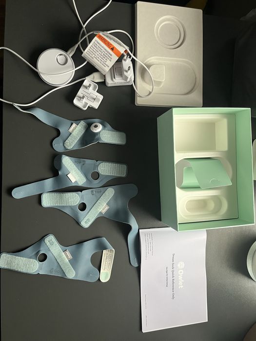 Monitor oddechu/niania elktroniczna OWLET Dream Sock granatowy