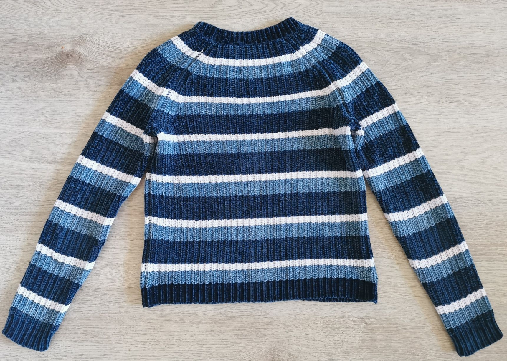 Sweter ciepły rozmiar XS