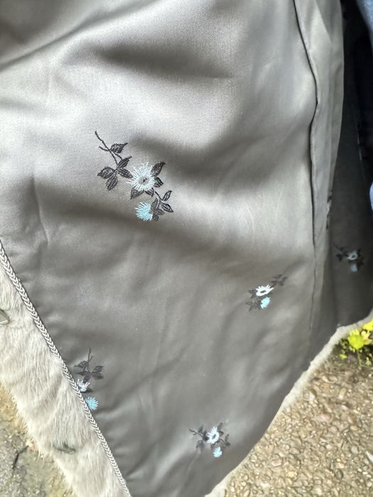 Продам норкову шубу