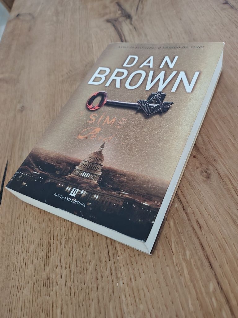 Vendo livro Dan Brown, o Símbolo
