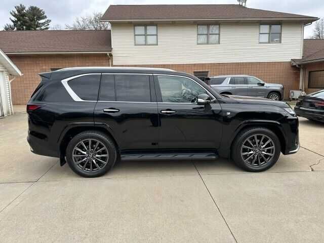 2024 Lexus LX 600 F SPORT