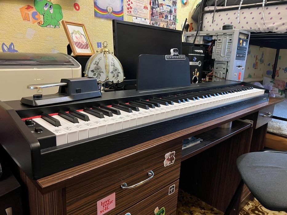 Электронное Пианино