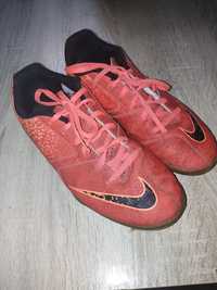 NIKE buty roz 37