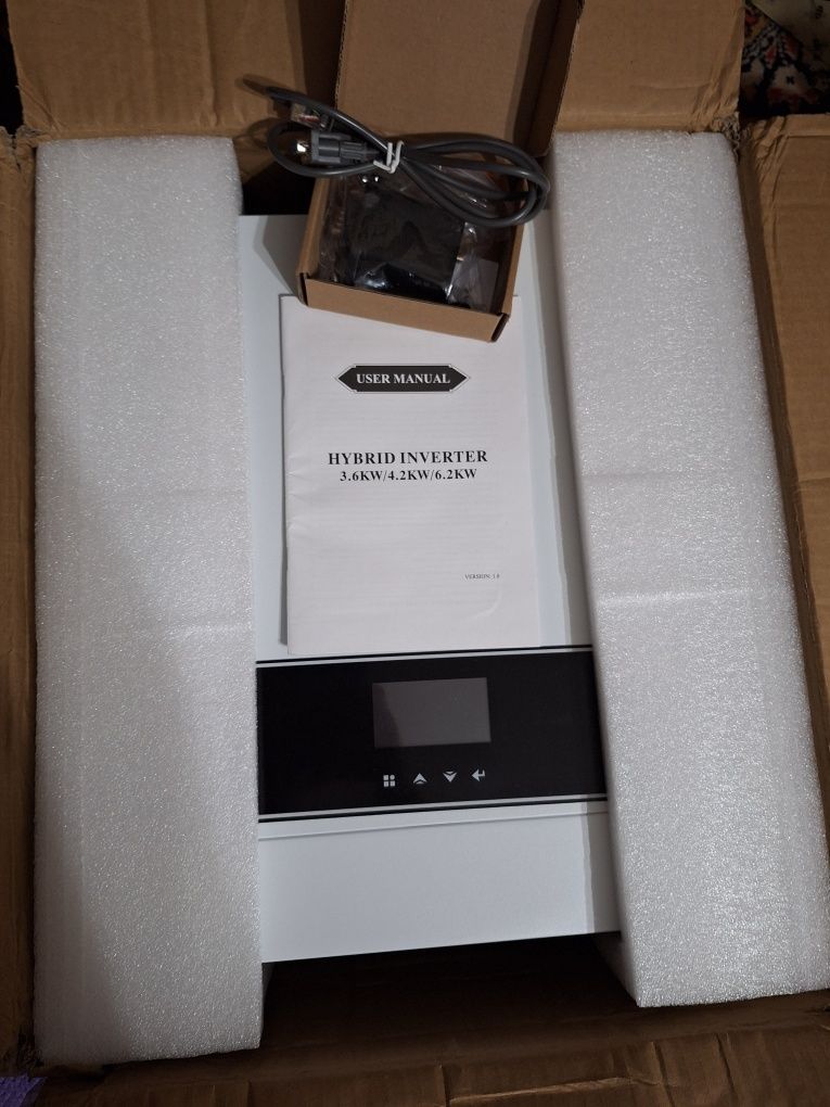 Гібридний інвертор Daxtromn AGH-4.2-PRO. Wifi.Новий