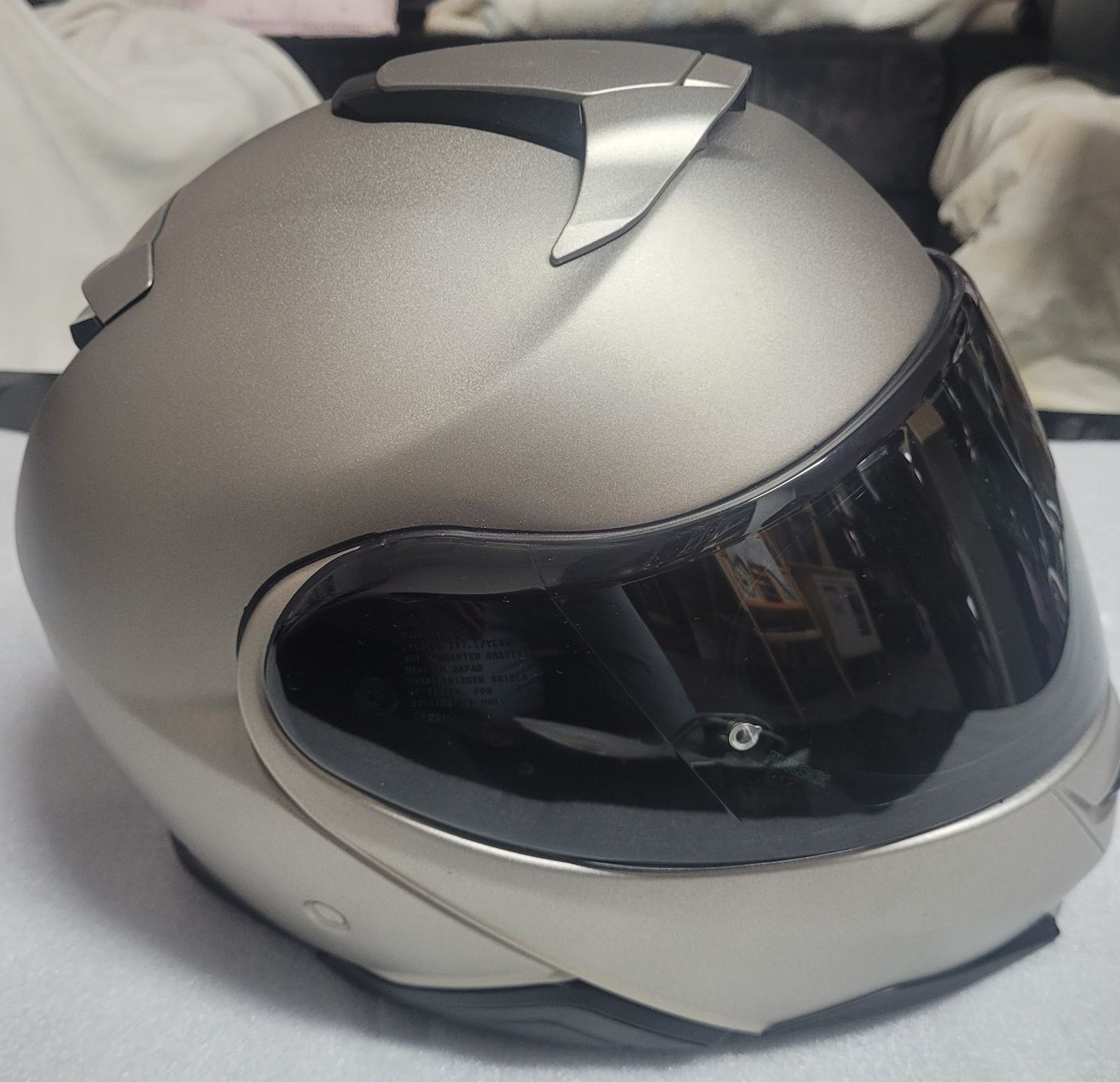 Capacete shoei neothec 2