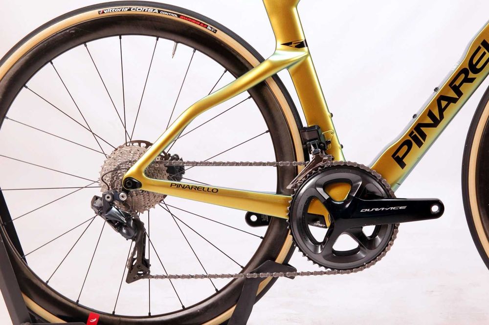 Rower szosowy PINARELLO DOGMA F Disc Shimano Dura Ace Di2, roz. 46,5
