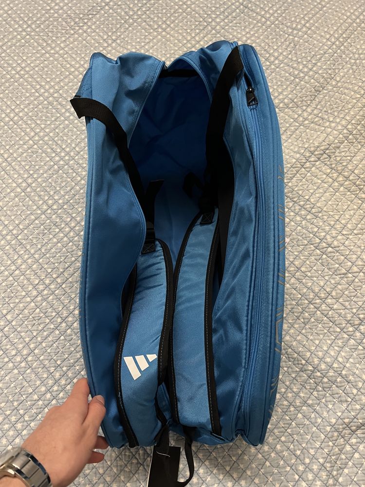 Saco desportivo da Adidas azul