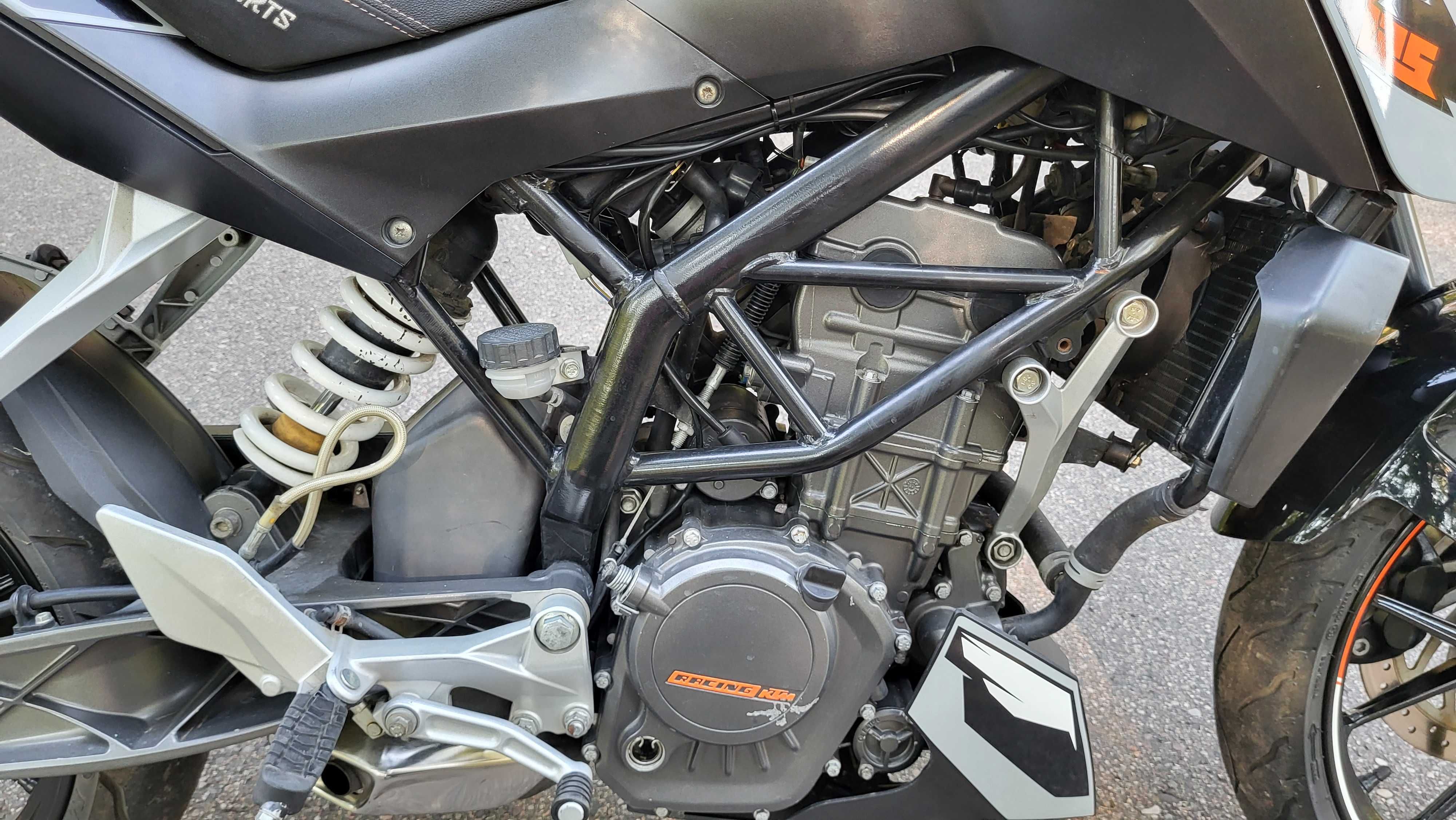 KTM Duke 125 ,2012r