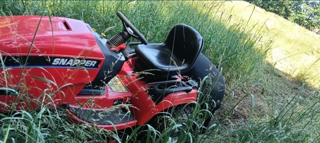 Traktorek kosiarka  górski 4x4 Husqvarna snapper.