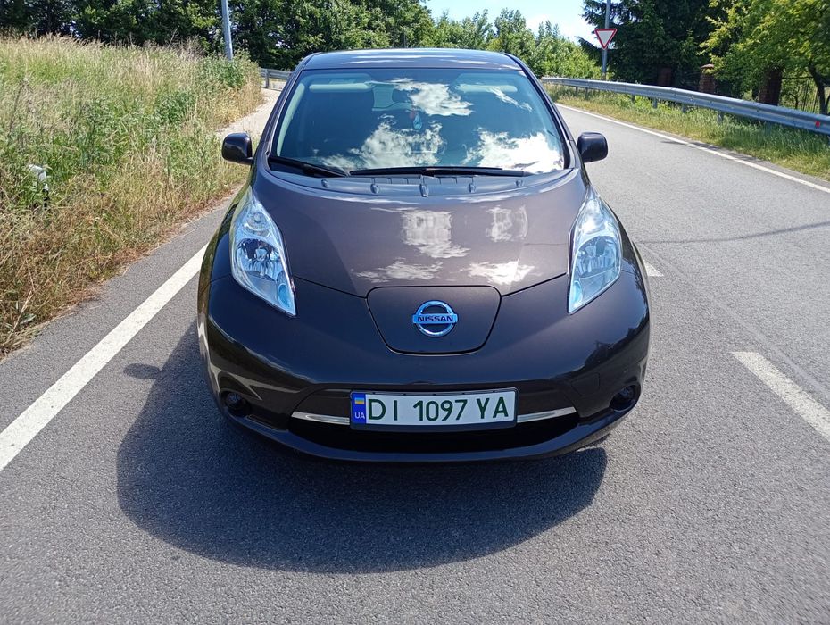 Продам  Nissan Leaf