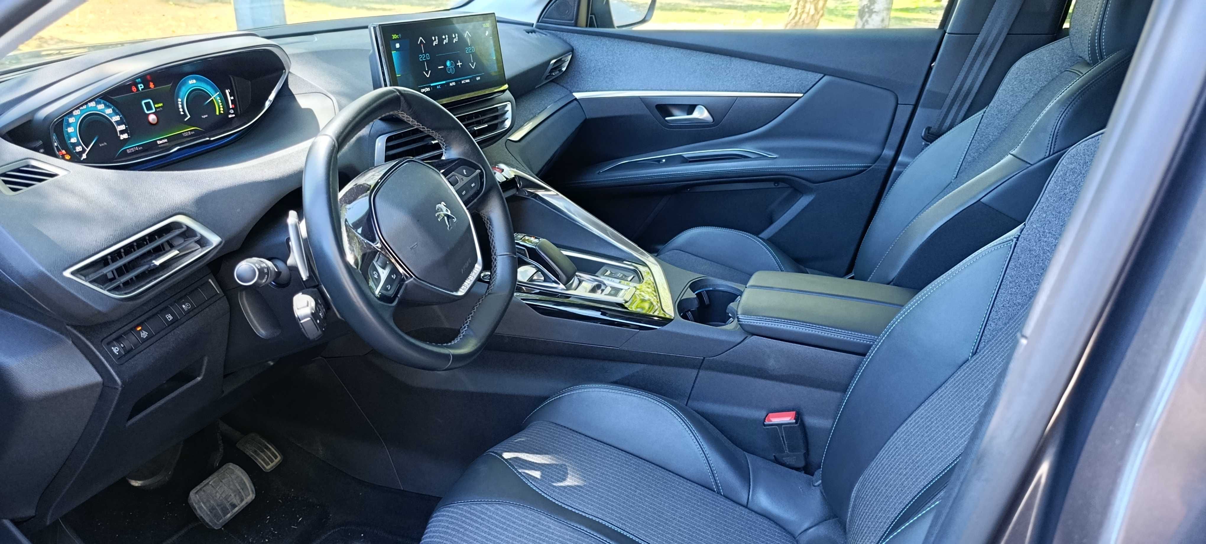 Peugeot 3008 1.6 Hybrid Allure e-EAT8