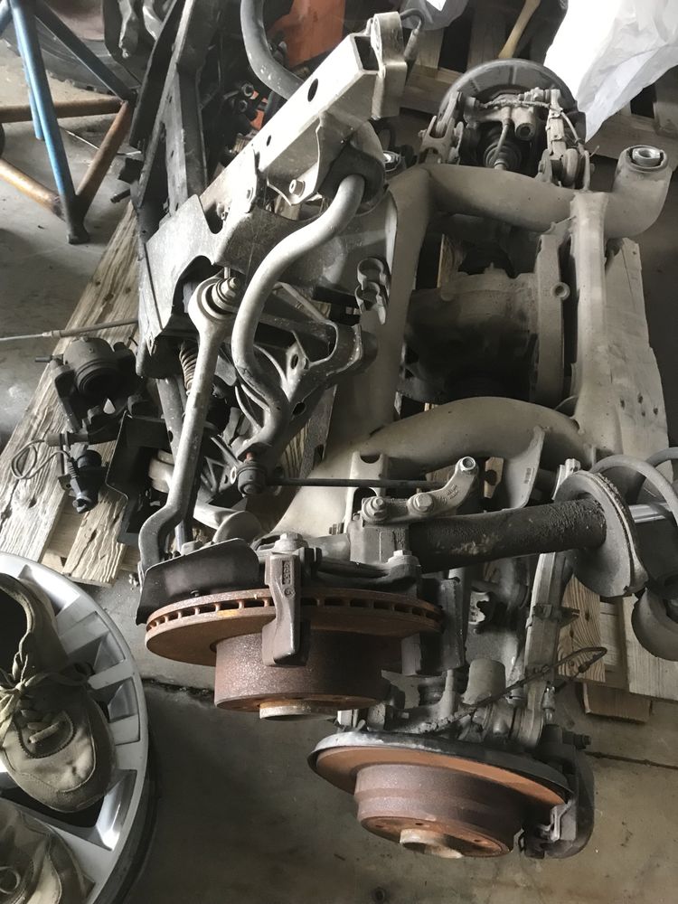 Peças usadas Bmw E39 e volvo v40