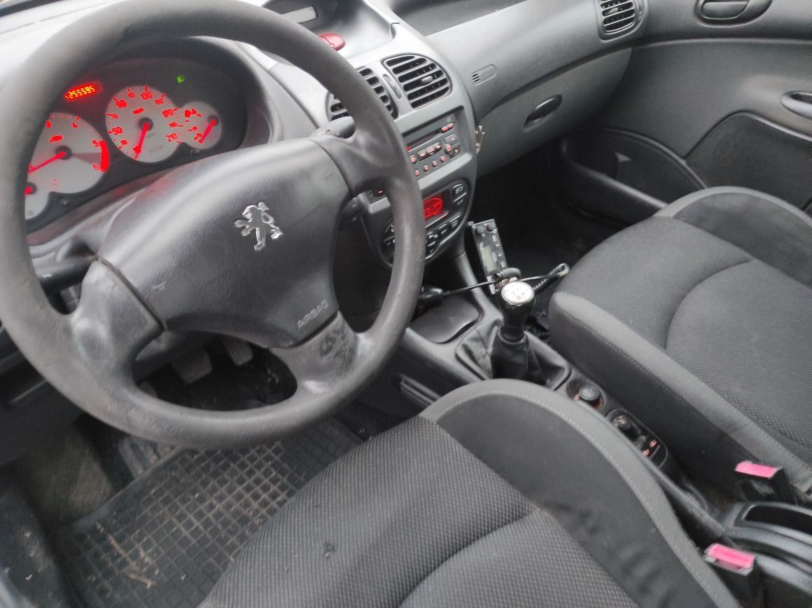 Peugeot 206 ,2005r 1.4HDI