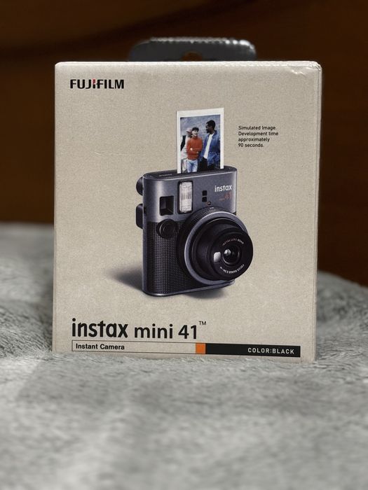 Камера моментального друку Instax mini 41