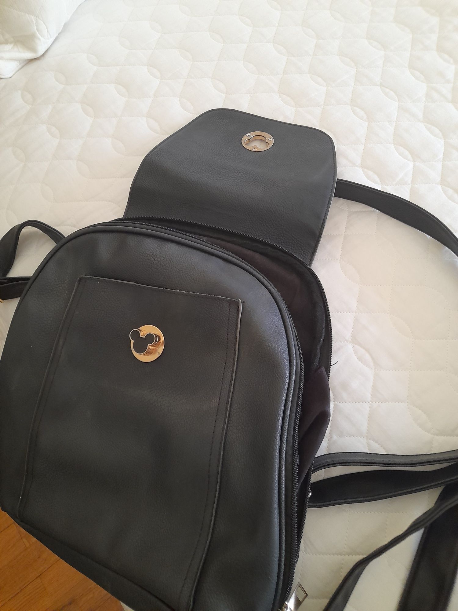 Mochilas Boas pretas