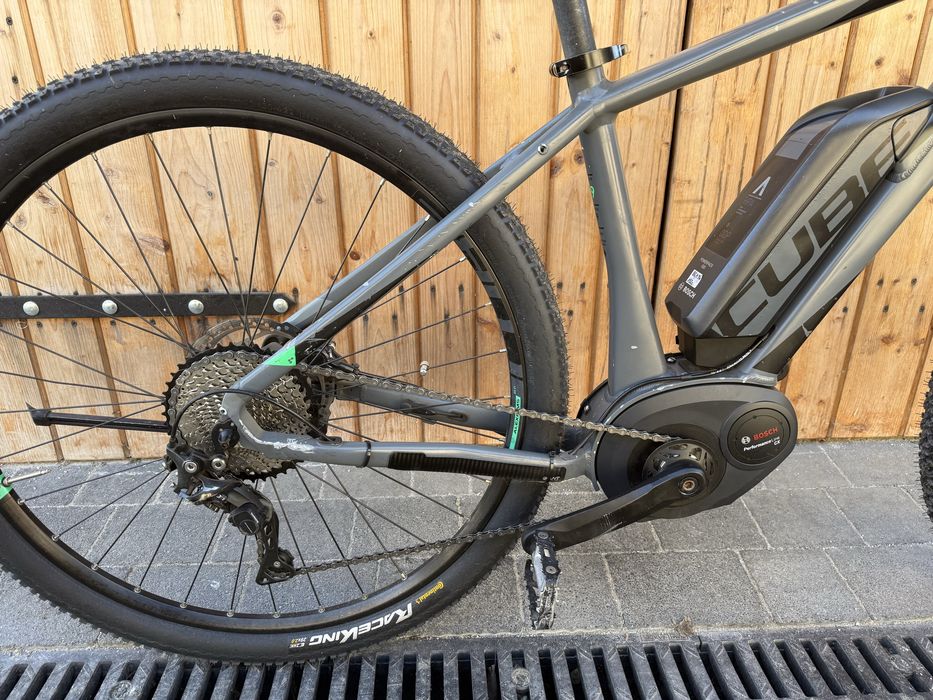 45 Rower Elektryczny CUBE REACTION RACE 29 Bosch Performacne CX M M/L