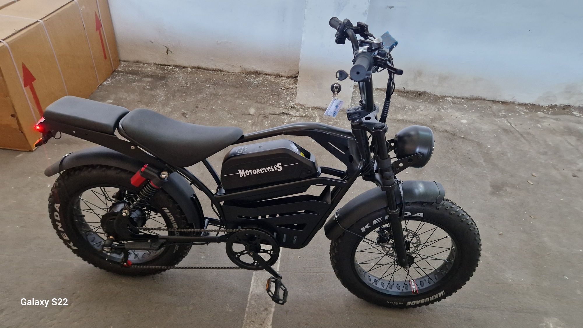Електрофетбайк corso 20дюймов потужність 750Wt