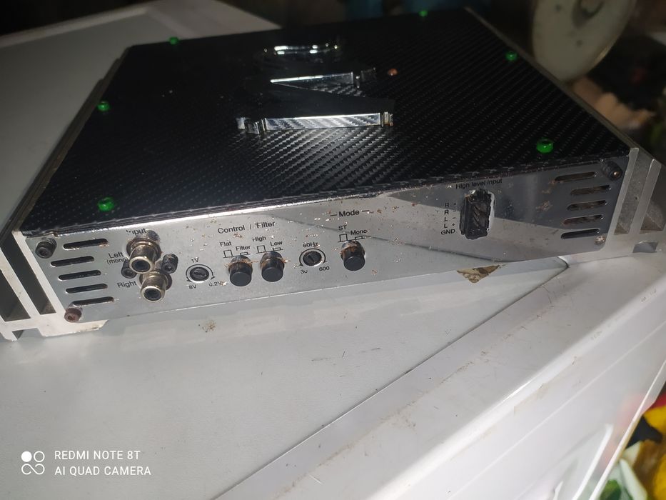 Amplificador de som MACRON 250W (NEGOCIÁVEL)