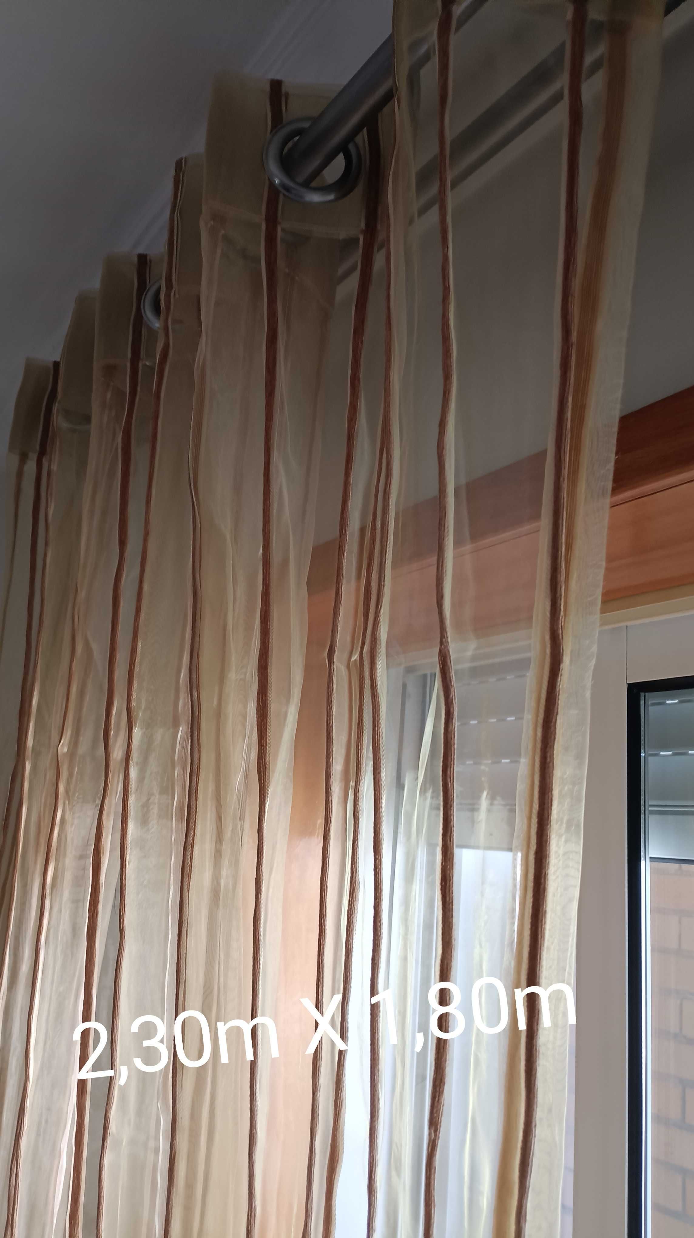 Cortinas em Organza