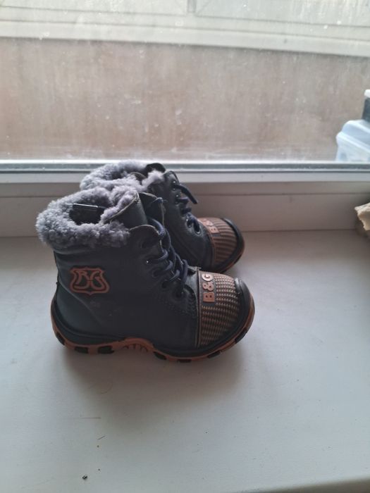 Ботиночки дитячі зимові на цегейці 22-23р( 13, 5 см)