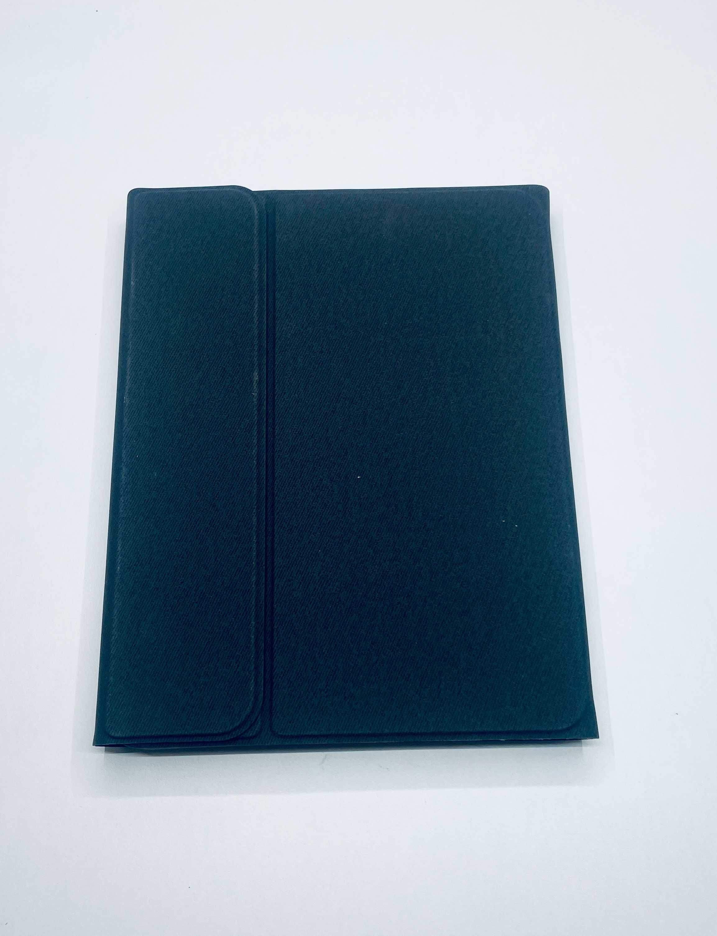 Etui iPad 10 2022 z Klawiaturą Touchpad Podświetlenie (DE) + Podstawka