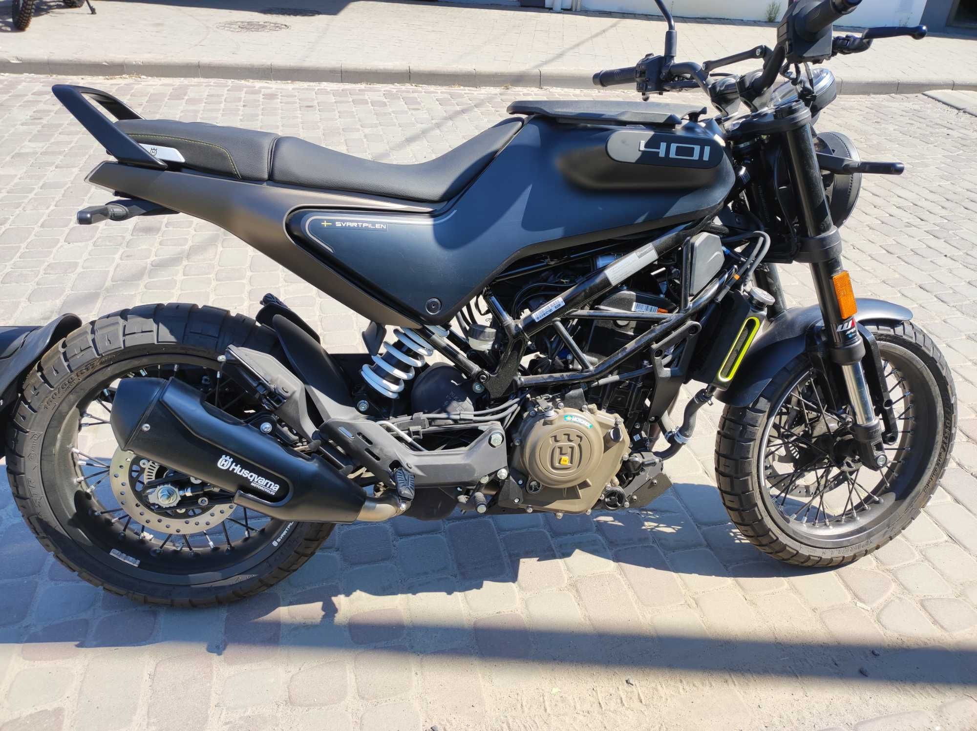 Мотоцикл Husqvarna Svartpilen 401.