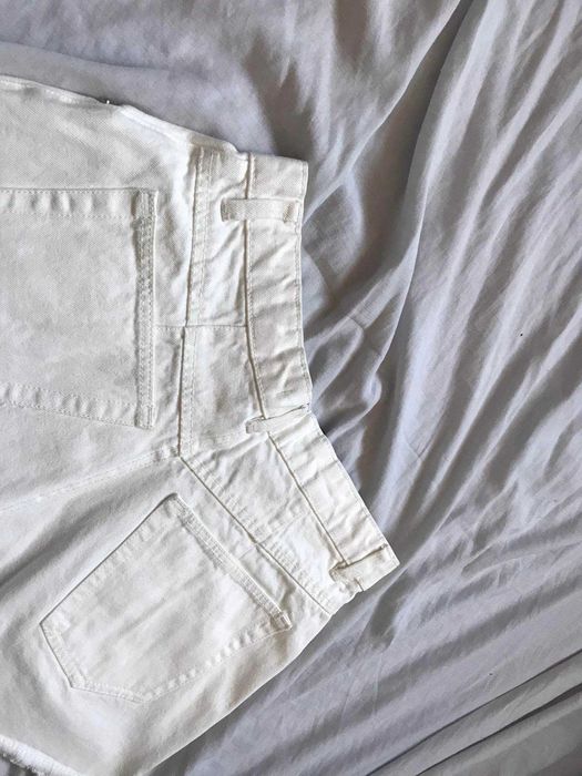 Promoção:Calções de ganga, efeito dardo de cintura subida 100% Algodão