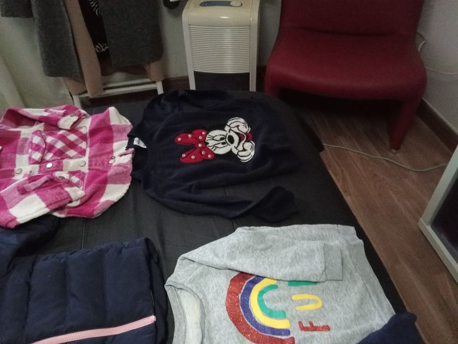 Roupas de menina impecáveis tamanho 3/4 anos