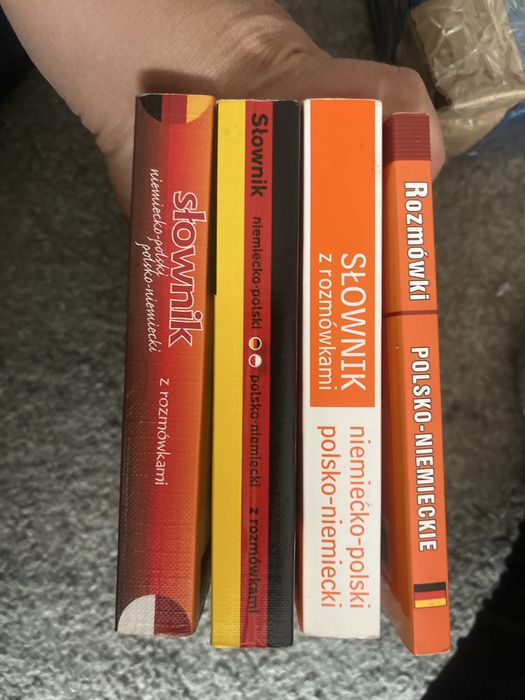 Oddam za darmo slowniki