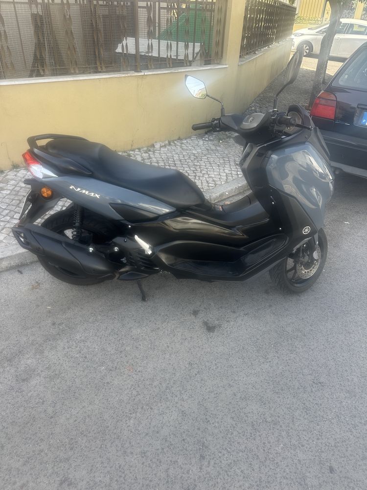 Vendo  Nmax  2024 moto em bom estado! Como nova! Pouco usada!