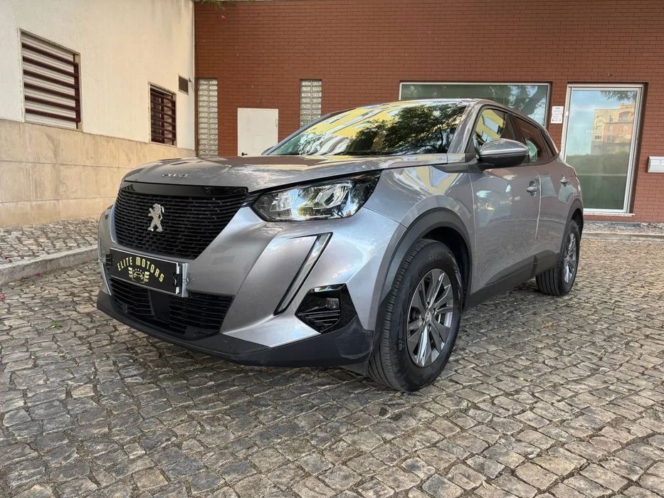 Peugeot 2008 1.2 PureTech Active EAT8